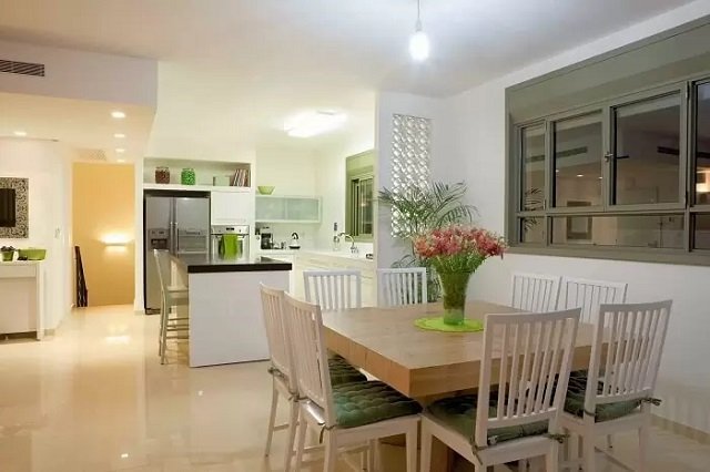 mẫu trần thạch cao mới nhất cho phòng khách liền bếp